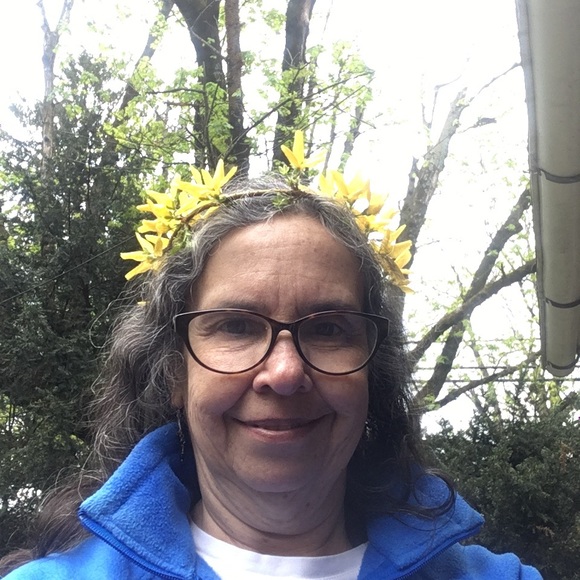 Meet your Posher, Amy - Picture 1 of 1